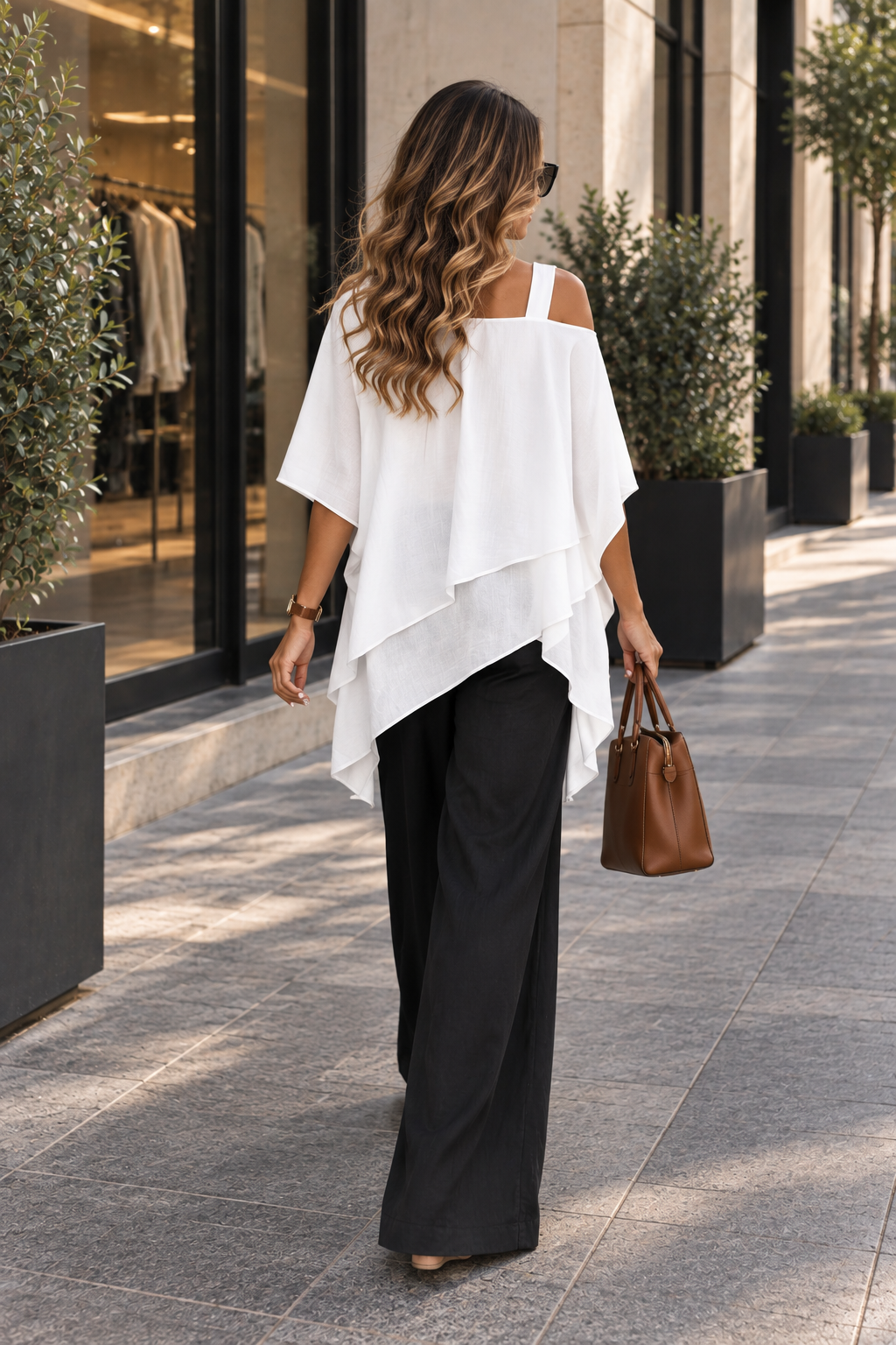Monroe Asymmetric Flow Top